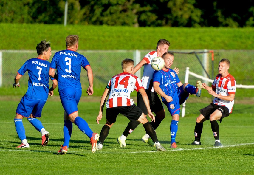 4 liga. Polonia Przemyśl wygrała z Resovią II Rzeszów 1:0. Zwycięstwo przemyślanom dał Mykyta Popynaka [ZDJĘCIA]