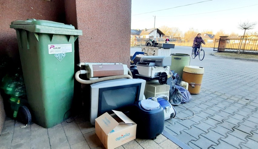 Nowa Dęba. Trwa wielka zbiórka elektrośmieci na pomoc Ukrainie. Akcja trwa do 24 marca