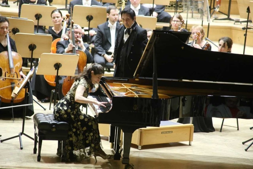 Eiji Oue, Ingrid Jacoby i Orkiestra Filharmonii Poznańskiej.