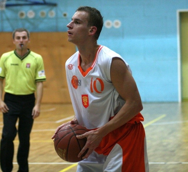 Damian Tokarski w meczu z Cracovią był najskuteczniejszym koszykarzem UMKS Kielce, zdobył 20 punktów.