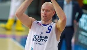 Dąbrowski po trzech latach gry w AZS przechodzi do Energi Czarnych.