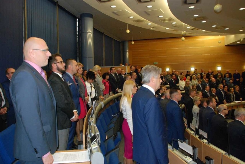 Pierwsza sesja nowej Rady Miejskiej w Dąbrowie Górniczej