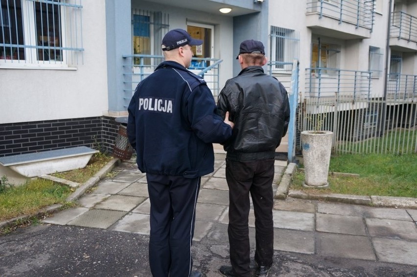 Napad na bank w Rogowie: 40-latek jest już w rękach policji