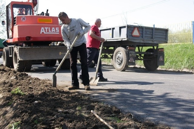 Po przebudowie drogi w Rożniatowie wzrośnie komfort i bezpieczeństwo jazdy w tej części gminy