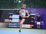 Maja Chwalińska i Martyna Kubka awansowały do ćwierćfinału tenisowego challengera w Kozerkach. W półfinale polsko-polski pojedynek