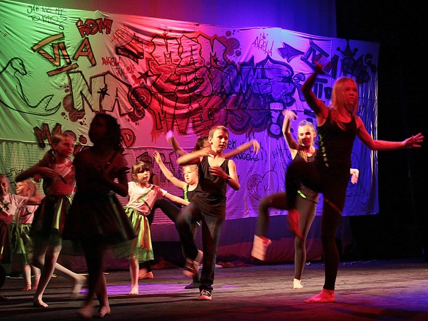 „Zajawka na miłość” - spektakl muzyczn
Tańczą "Koty" z OPP