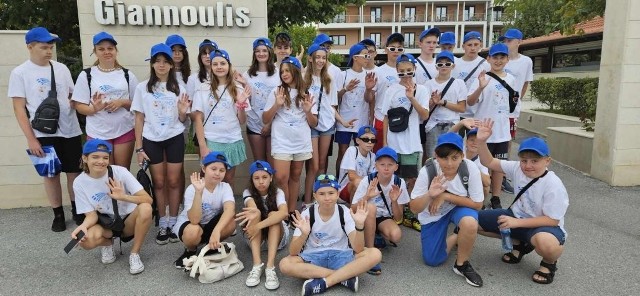 Uczniowie szkół w Wyśmierzycach i Kostrzynie wyjechali na dwa tygodnie do Grecji w ramach programu Erasmus+.