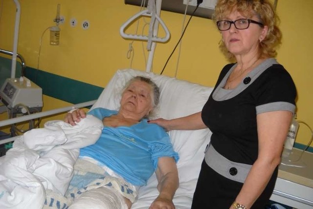 Wiesława Michalik z matką Katarzyną Konopką: - Jestem przekonana, że w szpitalu doszło do zaniedbań.