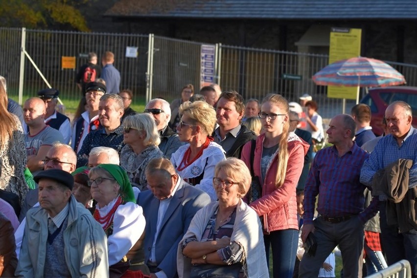 Folklorystyczna niedziela w Szydłowie