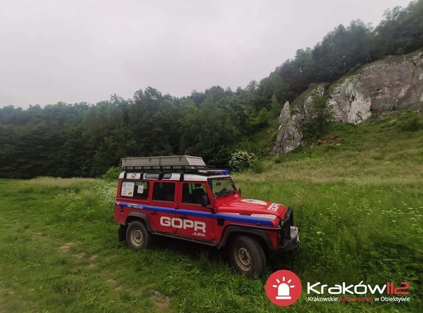 Turysta spadł ze skały w Dolinie Kobylańskiej 