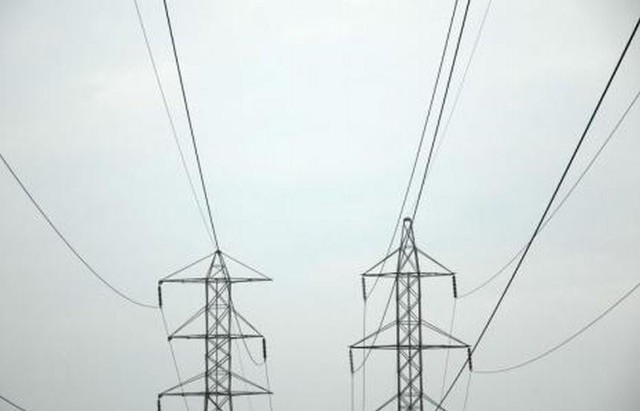 Przedstawiciele różnych firm oferujących tani prąd, podszywają się pod PGE.