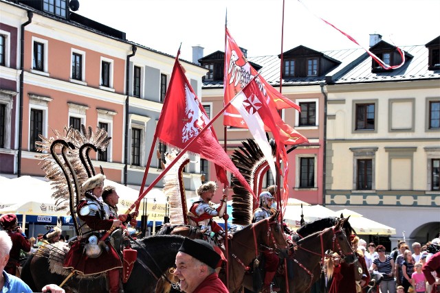 Szturm Twierdzy Zamość od lat cieszy się wielką popularnością. Nic dziwnego. Ta impreza jest bardzo widowiskowa