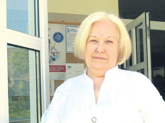 Danuta Igiel, dotychczasowa dyrektorka w Zespole Szkół nr 3 ptrzy ul. Podgórniej przeszła na emeryturę.