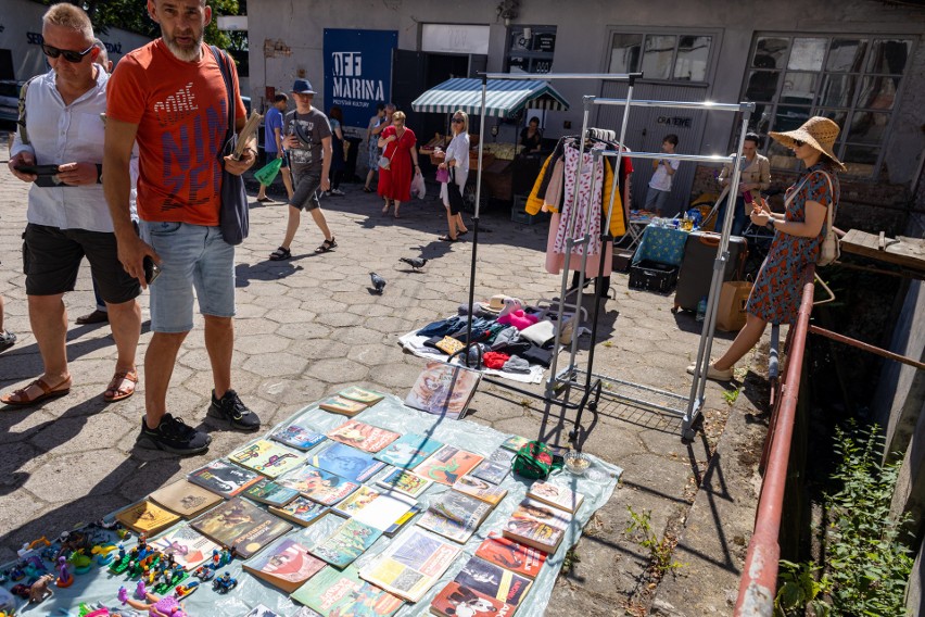 Szczeciński Bazar Smakoszy i Pchli Targ w Off Marinie. To pierwsza wakacyjna edycja wydarzenia [ZDJĘCIA]