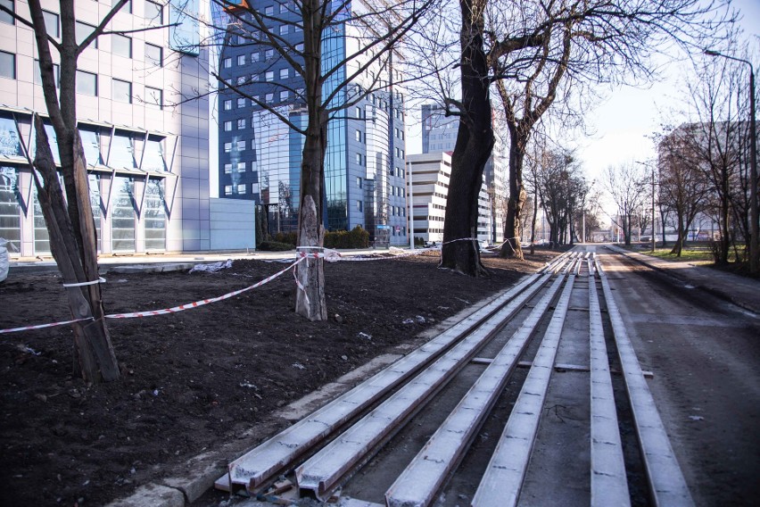 Tak wygląda powstająca we Wrocławiu Trasa...