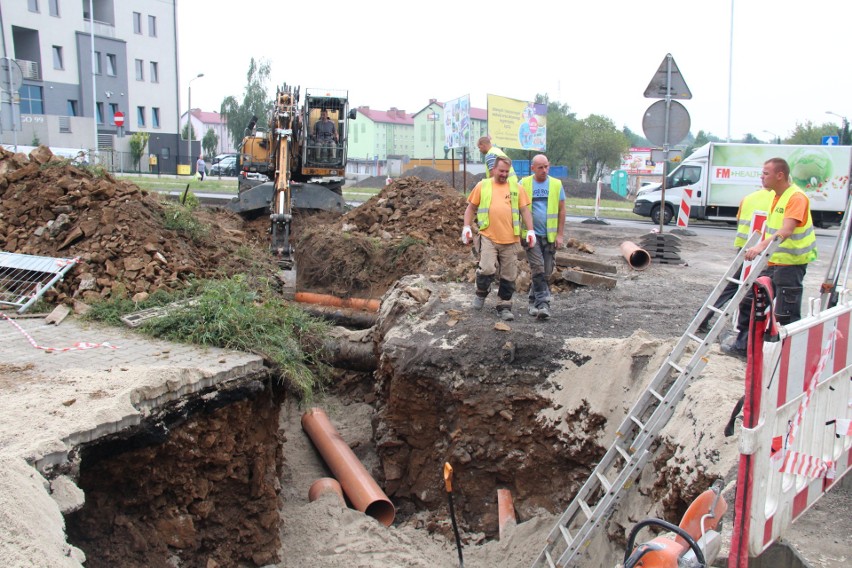 Rondo powstaje u zbiegu ul. Piłsudskiego, Rafała Sznajdera i...