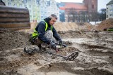 Wykopaliska archeologiczne na Starym Rynku w Słupsku. Są kolejne odkrycia [ZDJĘCIA]