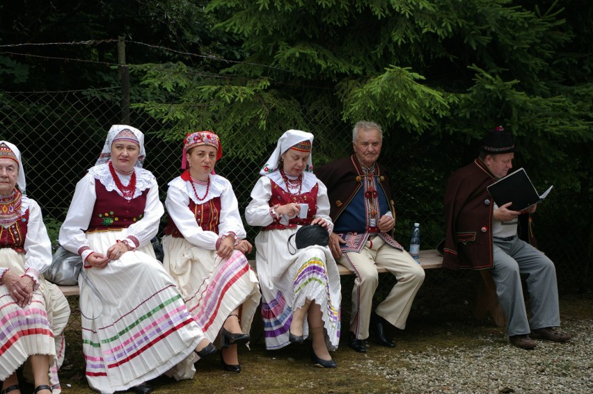 Zdynia. Zapłonęła Watra. Rozpoczął się 36. Festiwal Kultury Łemkowskiej