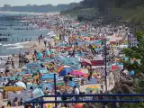 Piękna pogoda nad morzem. Tłumy na plaży w Mielnie! [ZDJĘCIA]