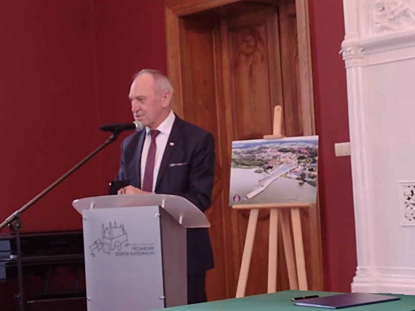 Przekop mierzei dał impuls do rozwoju małych portów na Zalewie. W piątek, 10.12.2021 podpisano umowę na modernizację portu we Fromborku
