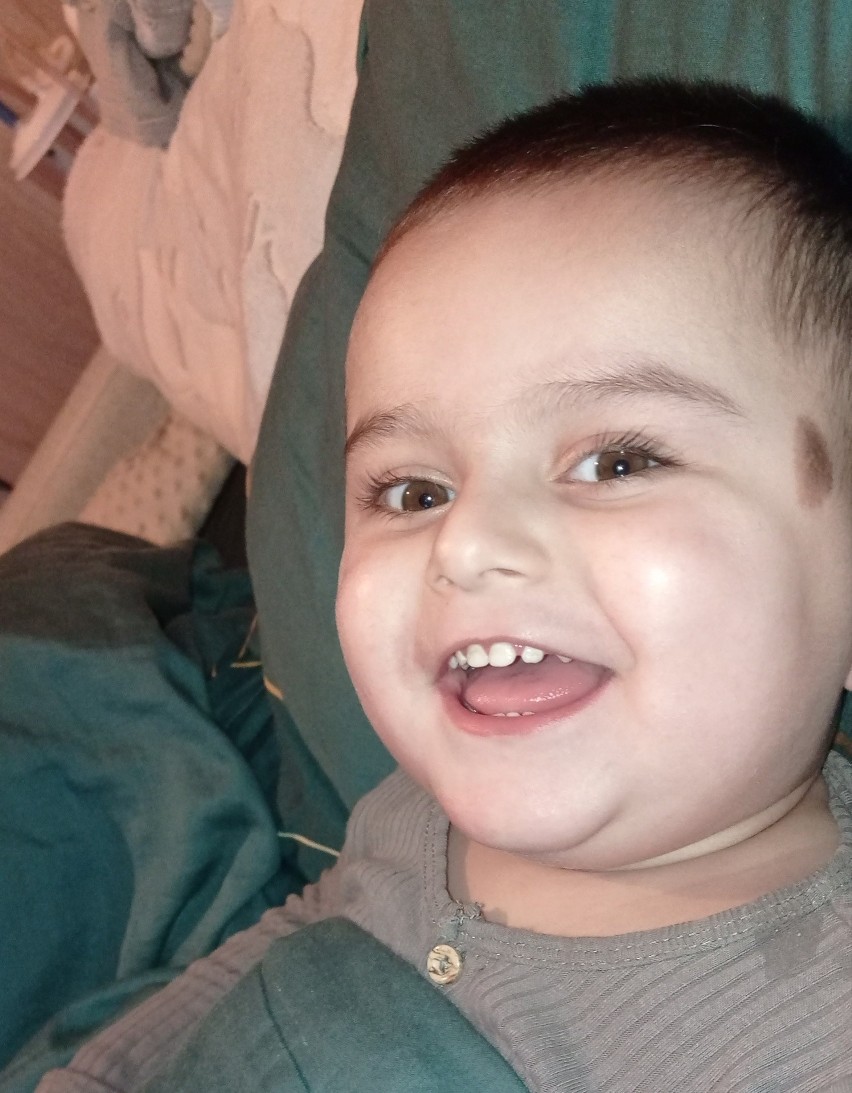Rodzice Nikosia proszą o wpłaty. 2-latek z Jasła jest bardzo chory