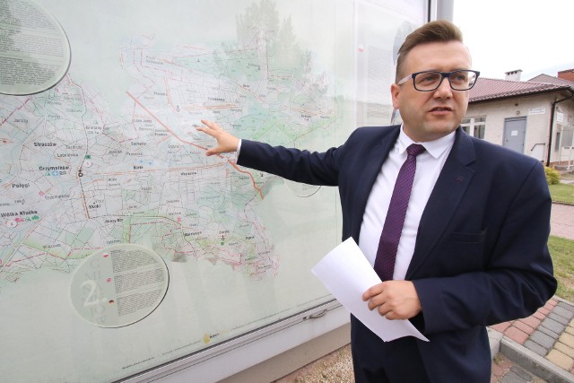 Wójt gminy Mniów Mariusz Adamczyk mówi, że trasa S74 poprawi bezpieczeństwo oraz przyspieszy rozwój gospodarczy. 
