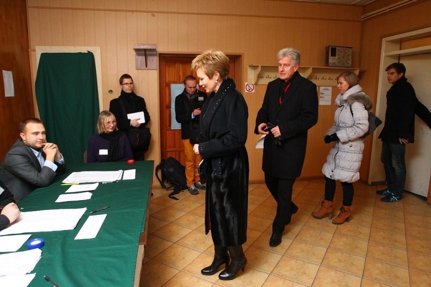 Kandydaci na prezydenta Poznania zagłosowali w drugiej turze