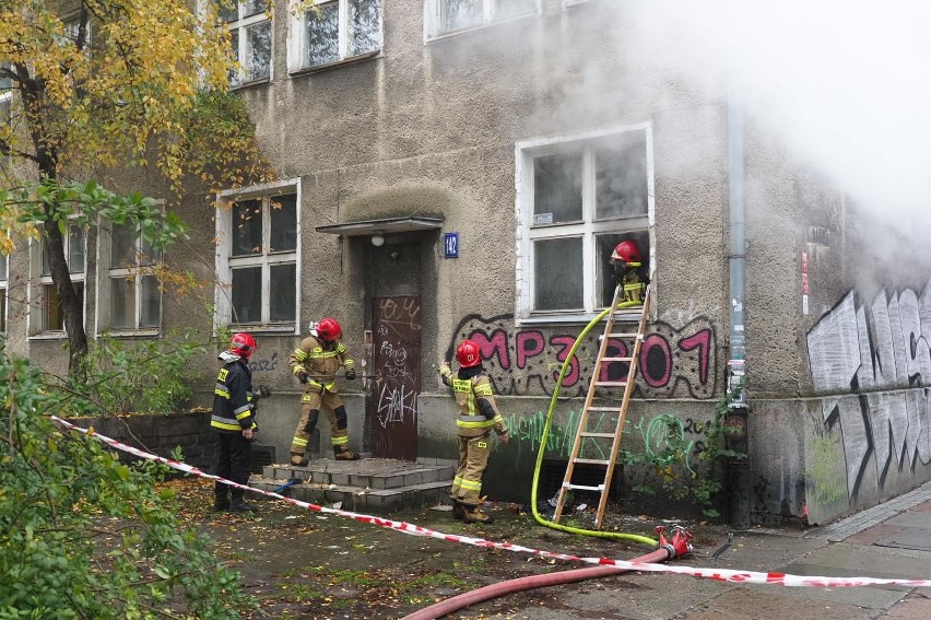 Pożar na parterze "Maciusia" przy ul. Bałuki w Szczecinie