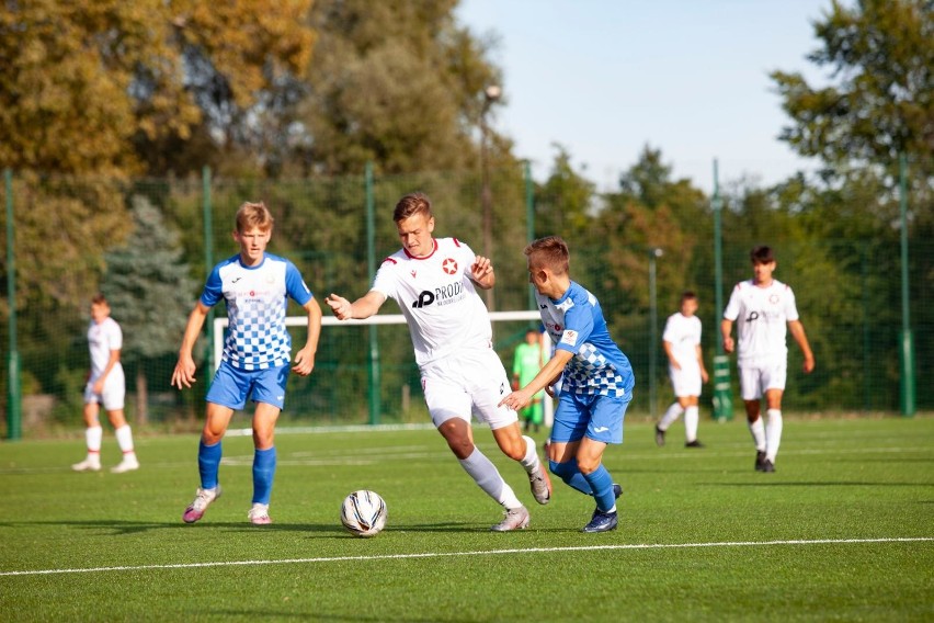 Centralna Liga Juniorów U-17. W derbach Krakowa Wisła zdecydowanie lepsza od Hutnika [ZDJĘCIA]