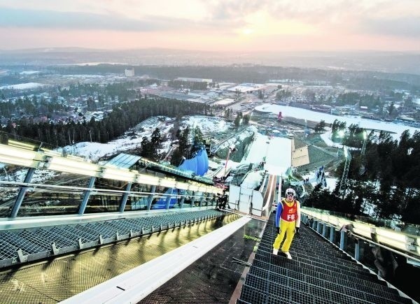 Nowoczesny kompleks sportowy Lugnet w Falun jest użytkowany cały rok. Kontrowersje budzą skocznie - drogie i mało wykorzystywane. Szwedzi nie należą do fanów skoków