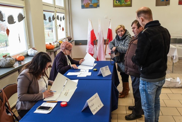 Zakończyła się druga tura wyborów samorządowych 2018. W wielu miastach i gminach głosowanie w pierwszej turze nie dało rezultatu, potrzebna byłą dogrywka.