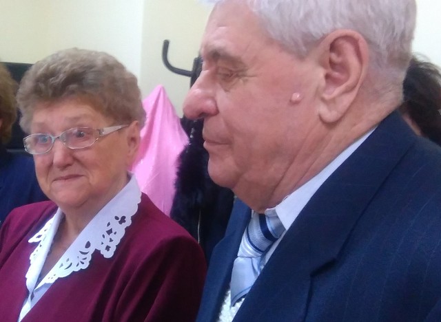 Pan Mikołaj i Pani Parasewia Solińscy obchodzili 60-lecie małżeństwa.