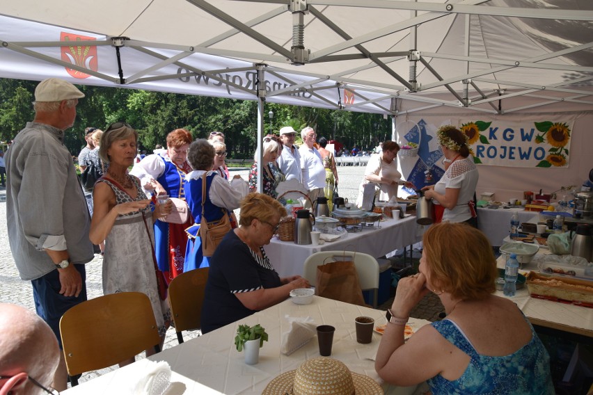 Tak było na XI Kujawskim Festiwalu Pieśni Ludowej i Jarmarku Świętojańskim w Inowrocławiu [zdjęcia]