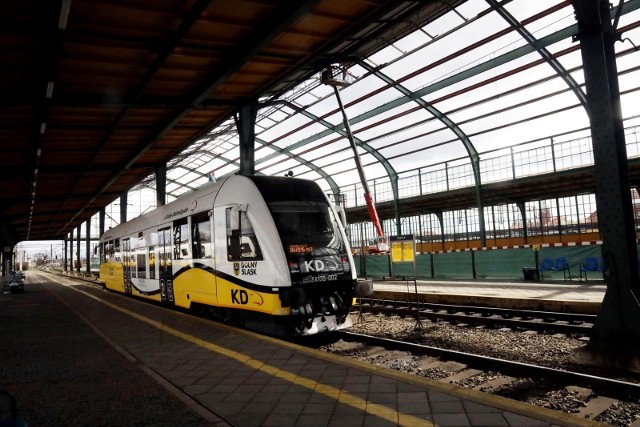 PKP Polskie Linie Kolejowe ogłosiły przetarg na modernizację wraz z elektryfikacją odcinka linii kolejowej nr 181, która połączy województwo wielkopolskie z dolnośląskim.