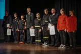 Młodzieżowe Drużyny Pożarnicze z powiatu lublinieckiego odebrały dotację na zakup sprzętu