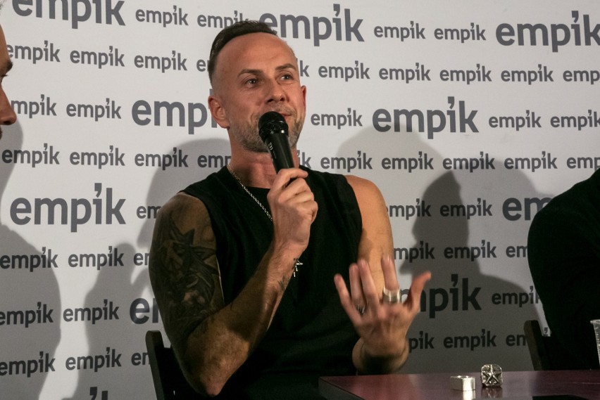 Nergal wraz z zespołem Behemoth spotkał się ze swoimi fanami...