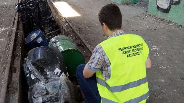 O problemie podrzucania odpadów niebezpiecznych w Bydgoszczy i okolicach pisaliśmy wielokrotnie.