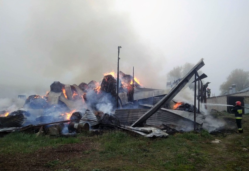 W niedzielę o godzinie 5.20 strażacy z OSP Janów zostali...