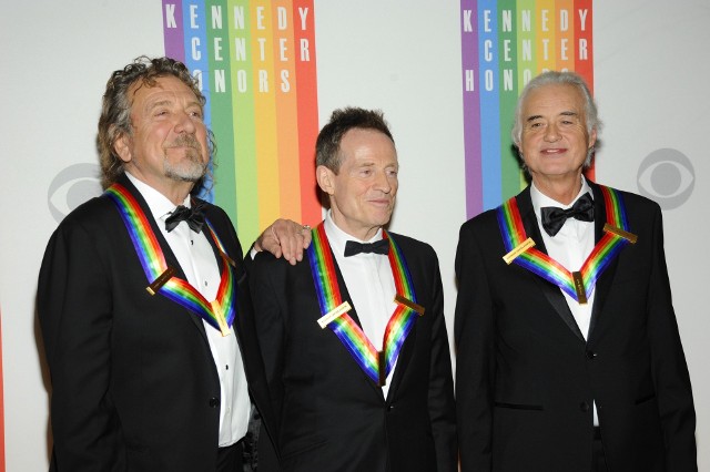 Robert Plant, John Paul Jones i Jimmy Page - członkowie grupy Led Zeppelin. Czwarty muzyk zespołu, perkusista John Bonham, nie żyje