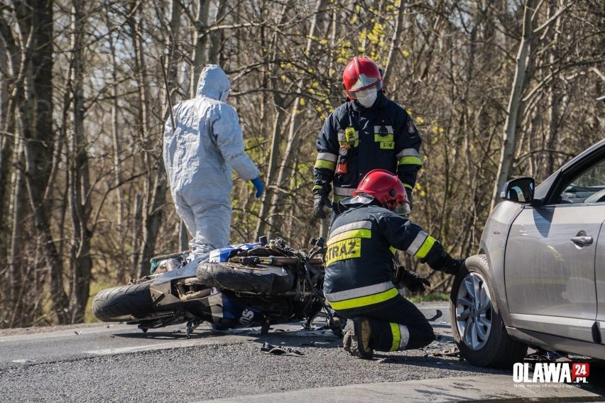 Koszmarny wypadek motocyklisty pod Wrocławiem. Pojawiło się nagranie (ZOBACZ)