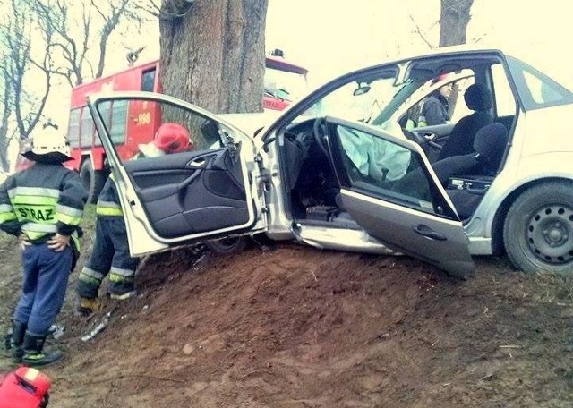 Wypadek koło Chociwla. Jedna osoba nie żyje.