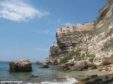 Bonifacio - miasto na podmytym przez morze urwisku