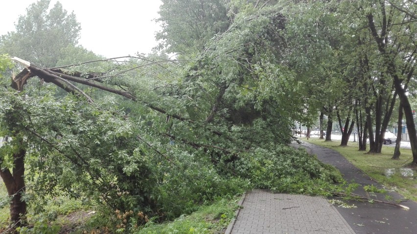 Burza i ulewa w Krakowie. Po wielkiej burzy jaka przeszła...