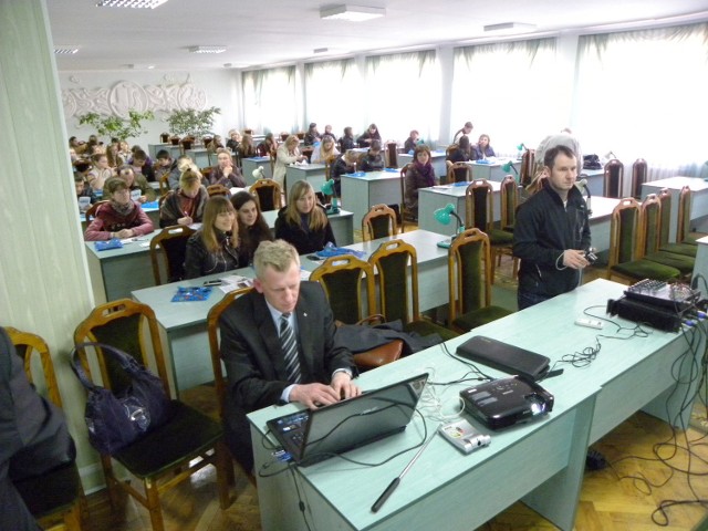 Nauczyciele z radomskiego "Agrotechnika&#8221; gościli na Ukrainie, w Kowlu, by omówić wymianę młodzieży.