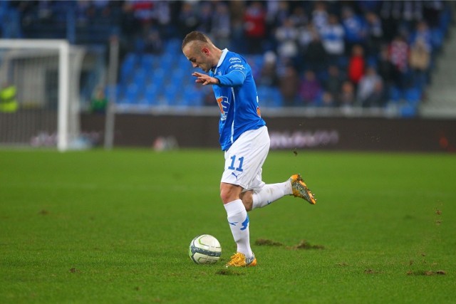 30.11.2013 poznan pm lech zaglebie lubin, pilka nozna, ekstraklasa. n/z gergo lovrencsics glos wielkopolski. fot. pawel miecznik/polskapresse