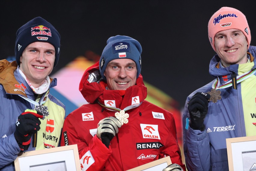 MŚ w Planicy. Piotr Żyła odebrał złoty medal. Zobacz zdjęcia!