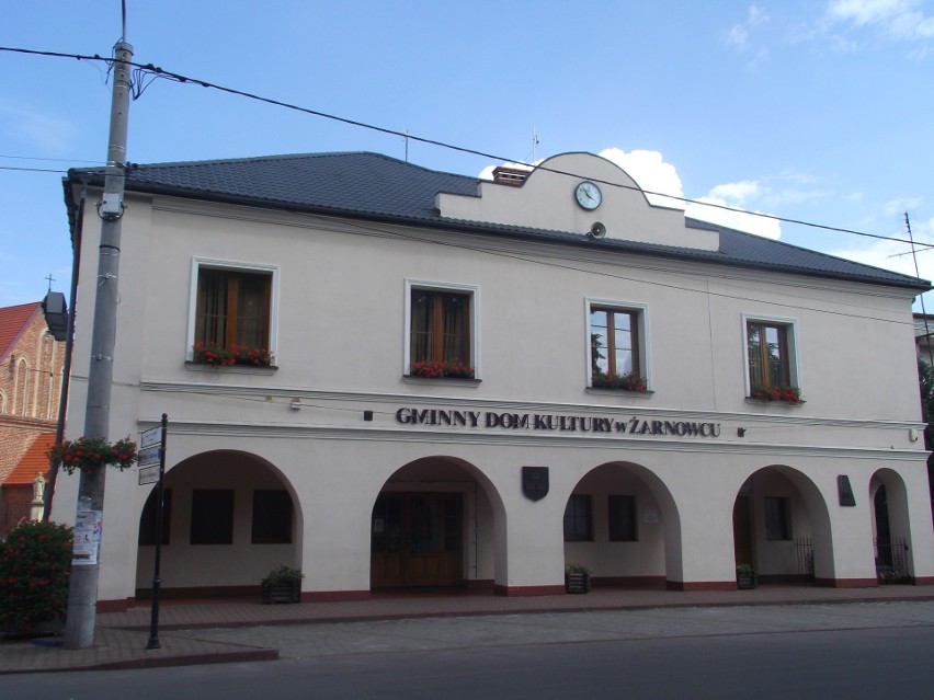 Budynek Domu Kultury i Gminnej Biblioteki Publicznej w...