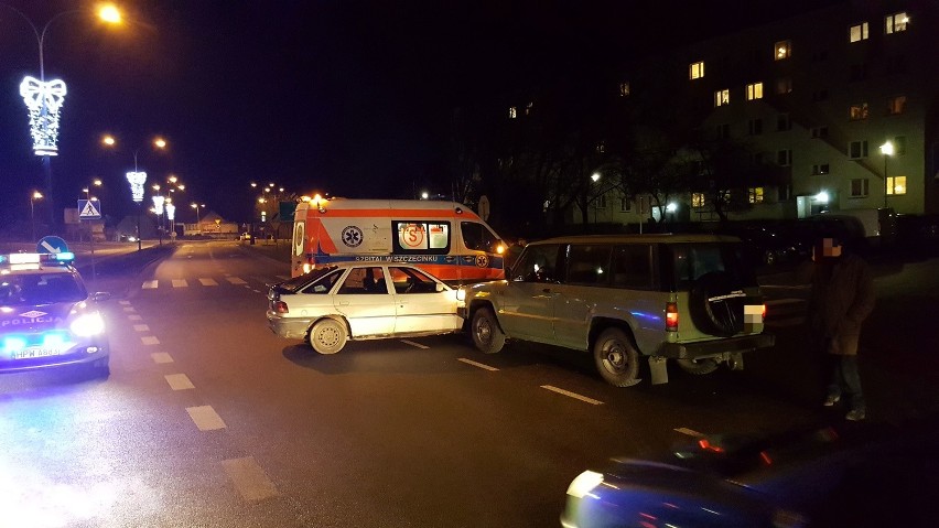 Poważny wypadek w centrum Szczecinka (zdjęcia)