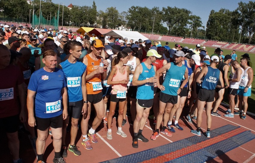 W Inowrocławiu odbył się Blue Run, bieg na 5 i 10 kilometrów...