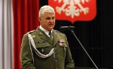 Pułkownik Jarosław Molisak po 40 latach w mundurze przeszedł na emeryturę. Co będzie teraz robił? "Jestem do dyspozycji"